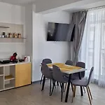 Alezzi * Năvodari