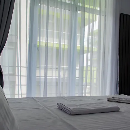 Alezzi Apartment *
